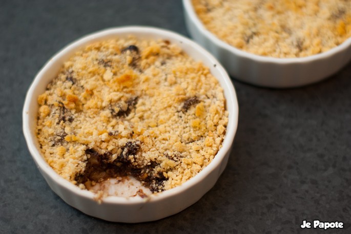 Qui n’a jamais eu envie d’un petit dessert gourmand prêt en quelques minutes ? Je vous propose un crumble banane chocolat ultra rapide à réaliser et qui dépannera bien les...