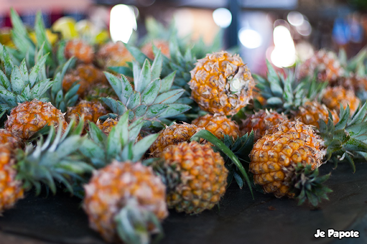 ananas victoria marché de Port Louis