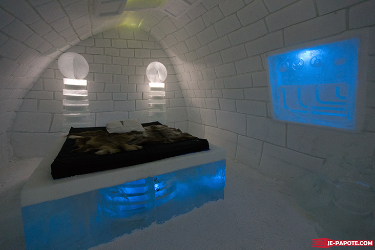 Art Suite It's Alive Ice Hotel