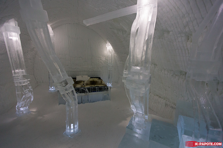 Chambre Solid Flow Art Suite Ice Hotel