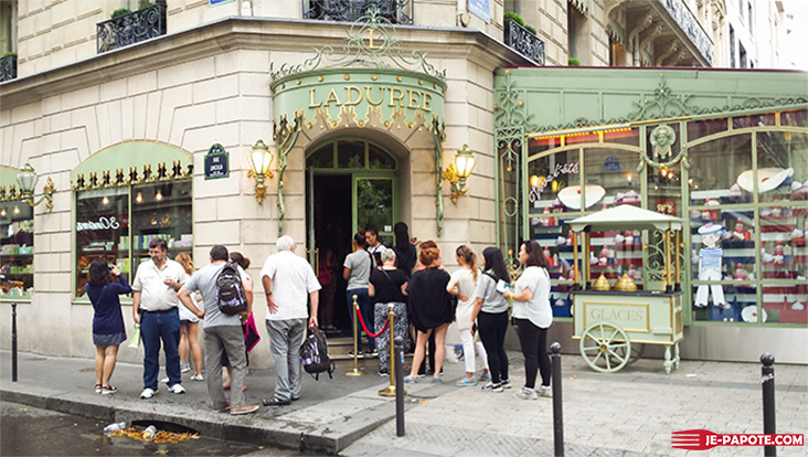 Ladurée champs Elysée