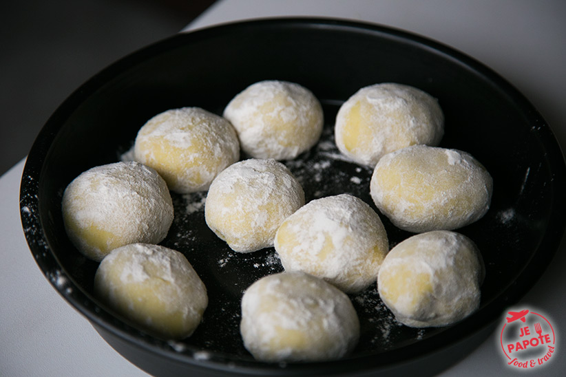 fariner boules de pâte