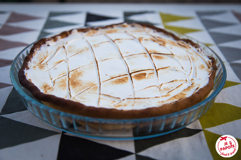 Tarte à la rhubarbe meringuée