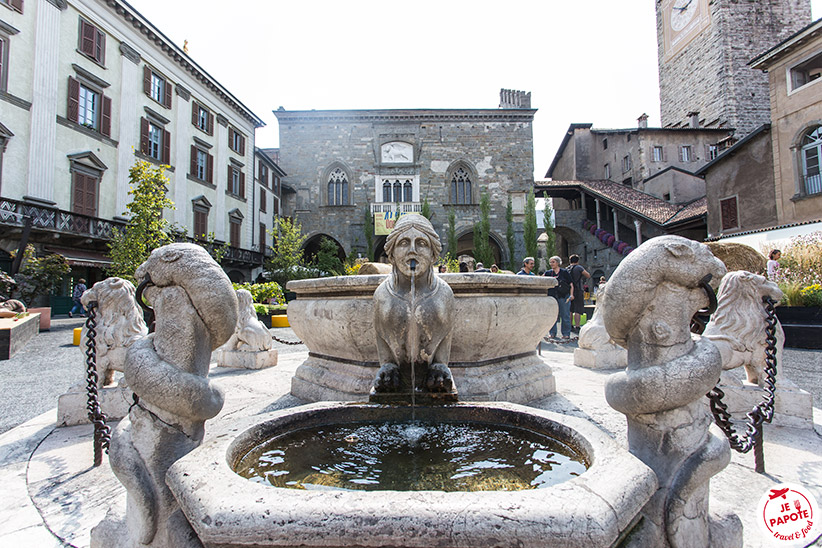 Fontaine Piazza Vecchia