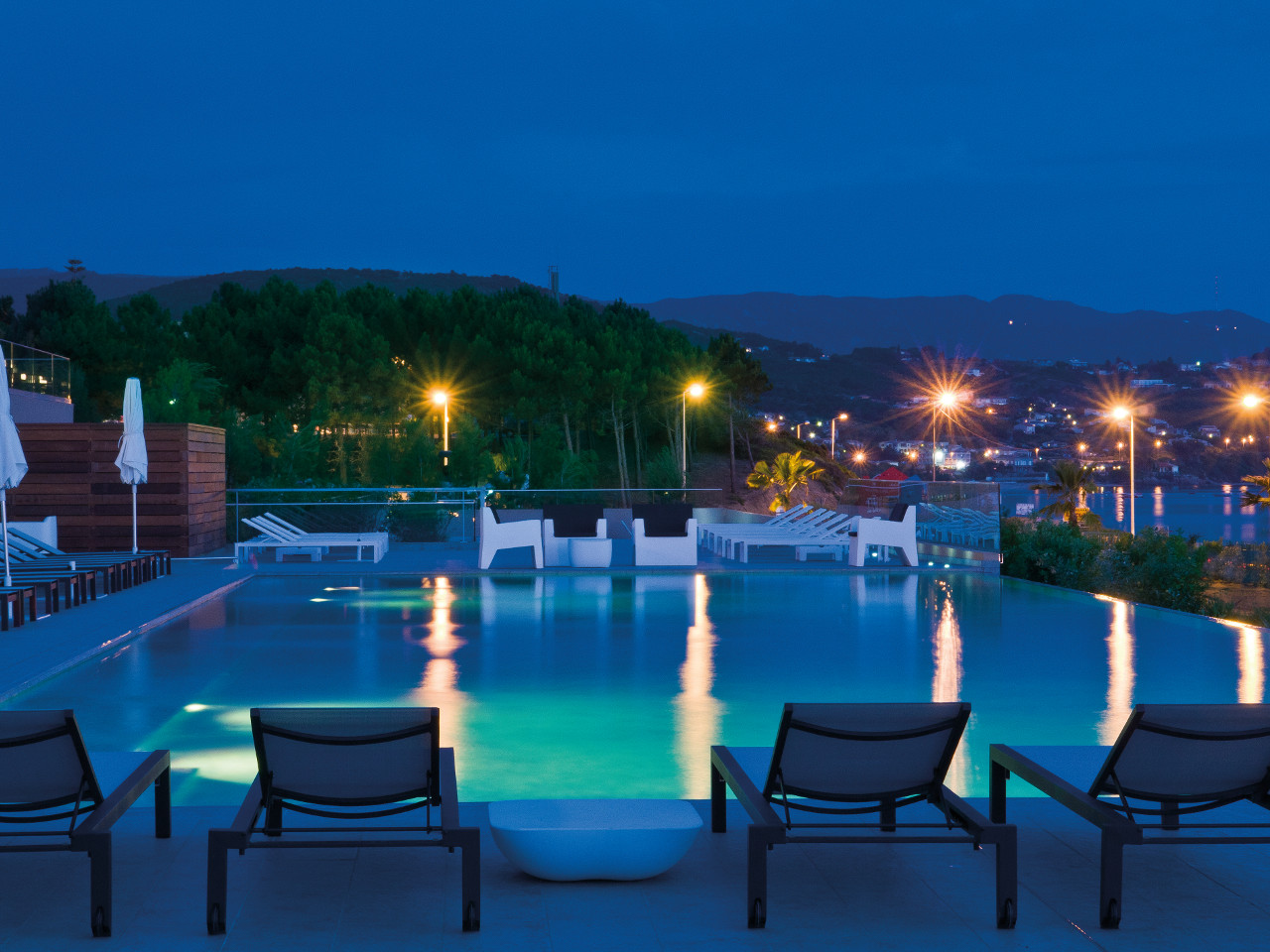 Piscine du Radisson Blu Ajaccio