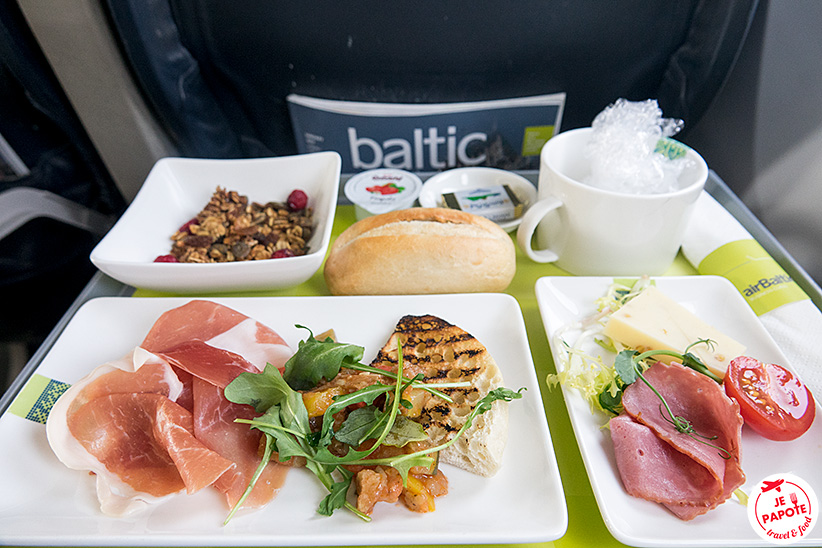 Air Baltic business class