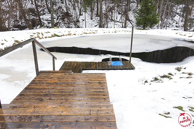 trou lac sauna