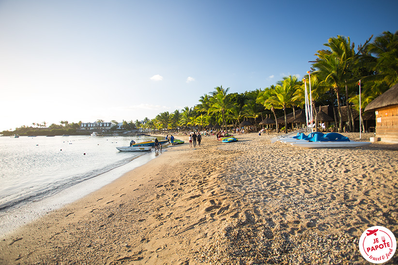 plage ravenala attitude