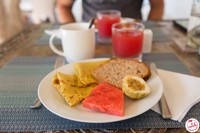 petit dejeuner hotel zanzibar