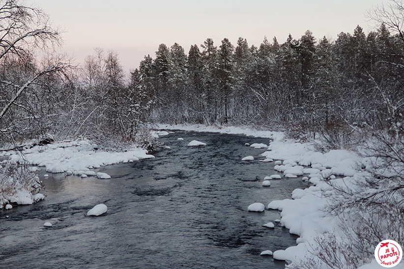 riviere laponie hiver