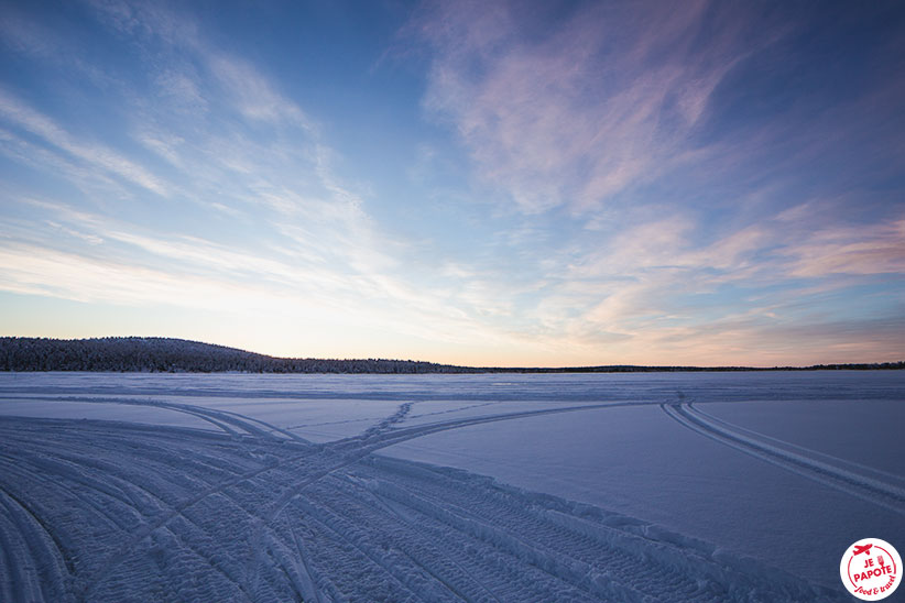 lac gele laponie