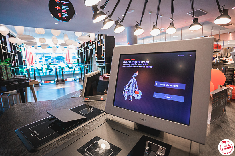 self checking citizenm