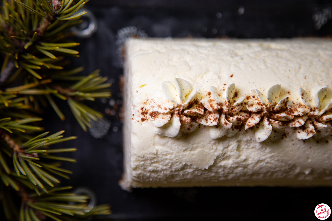 dessus de la bûche de noël poire chocolat