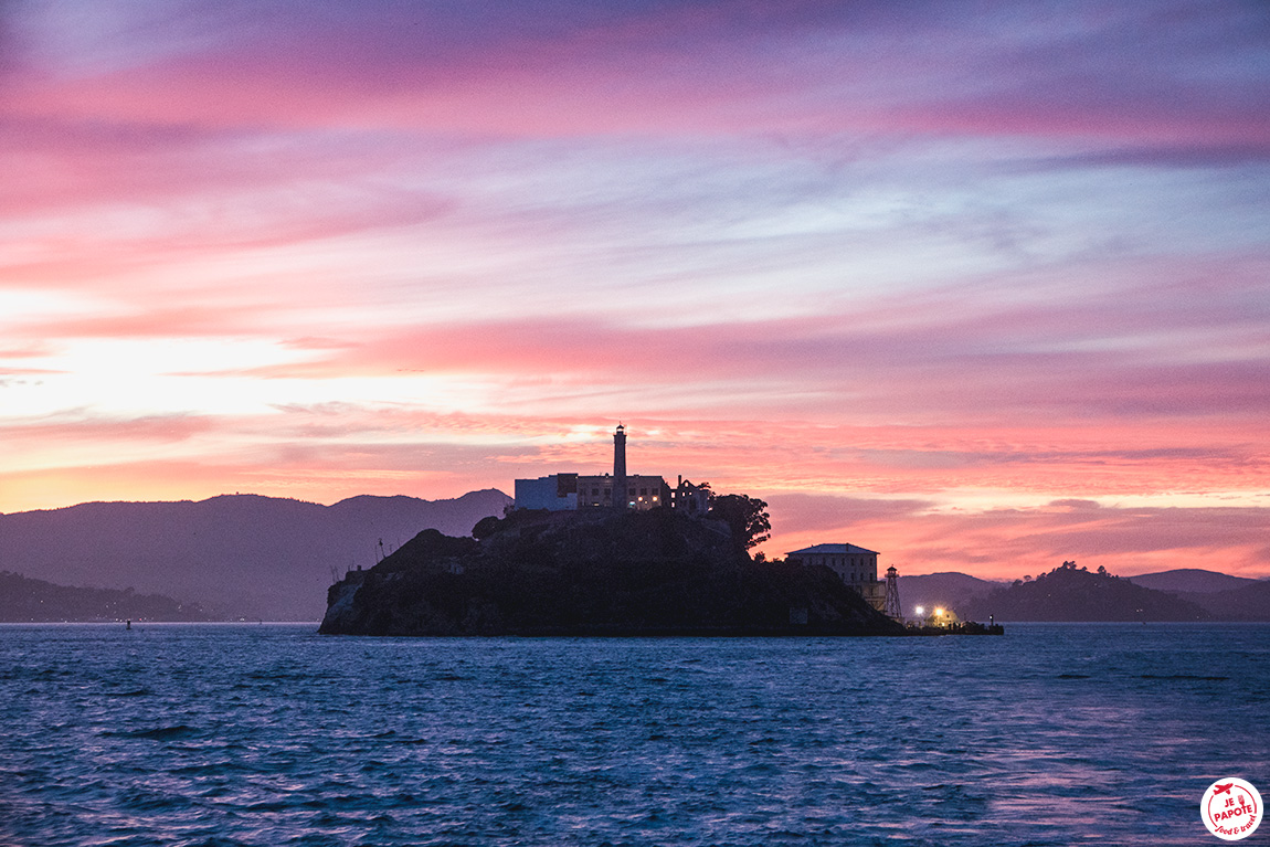 alcatraz au coucher du soleil