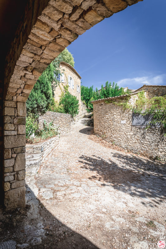 village pieton la roque sur ceze